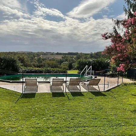 Holiday home Les Petits Vingnes Edon